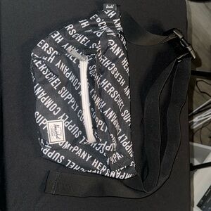 Herschel fanny pack